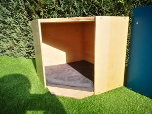 Big Cat Wall Shelf Bed Box - Wally BigCat CornerBox Plus - Scratchy Things Premium Pet Furniture