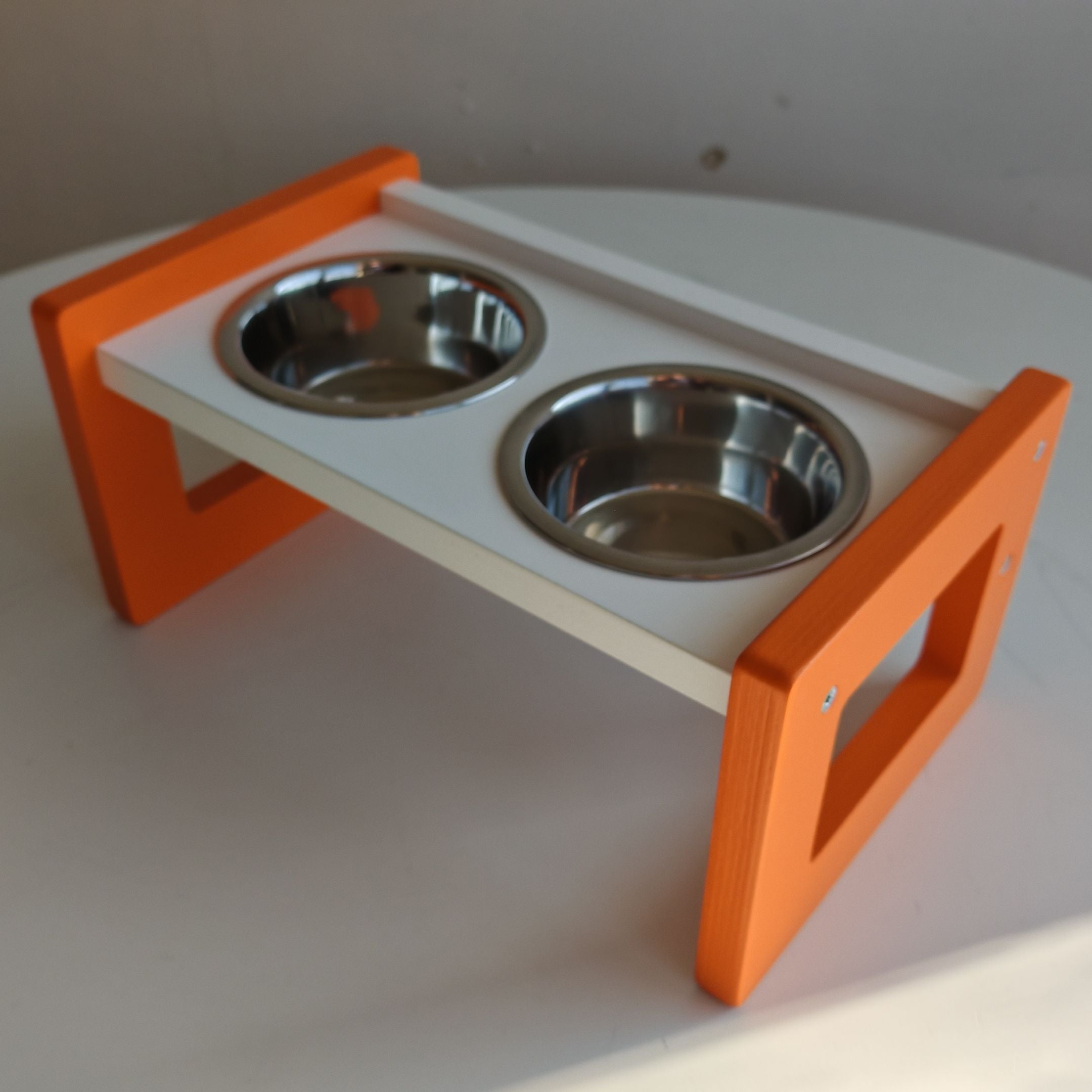 Cat Floor Feeder - Floory Brunch - Scratchy Things Premium Pet Furniture