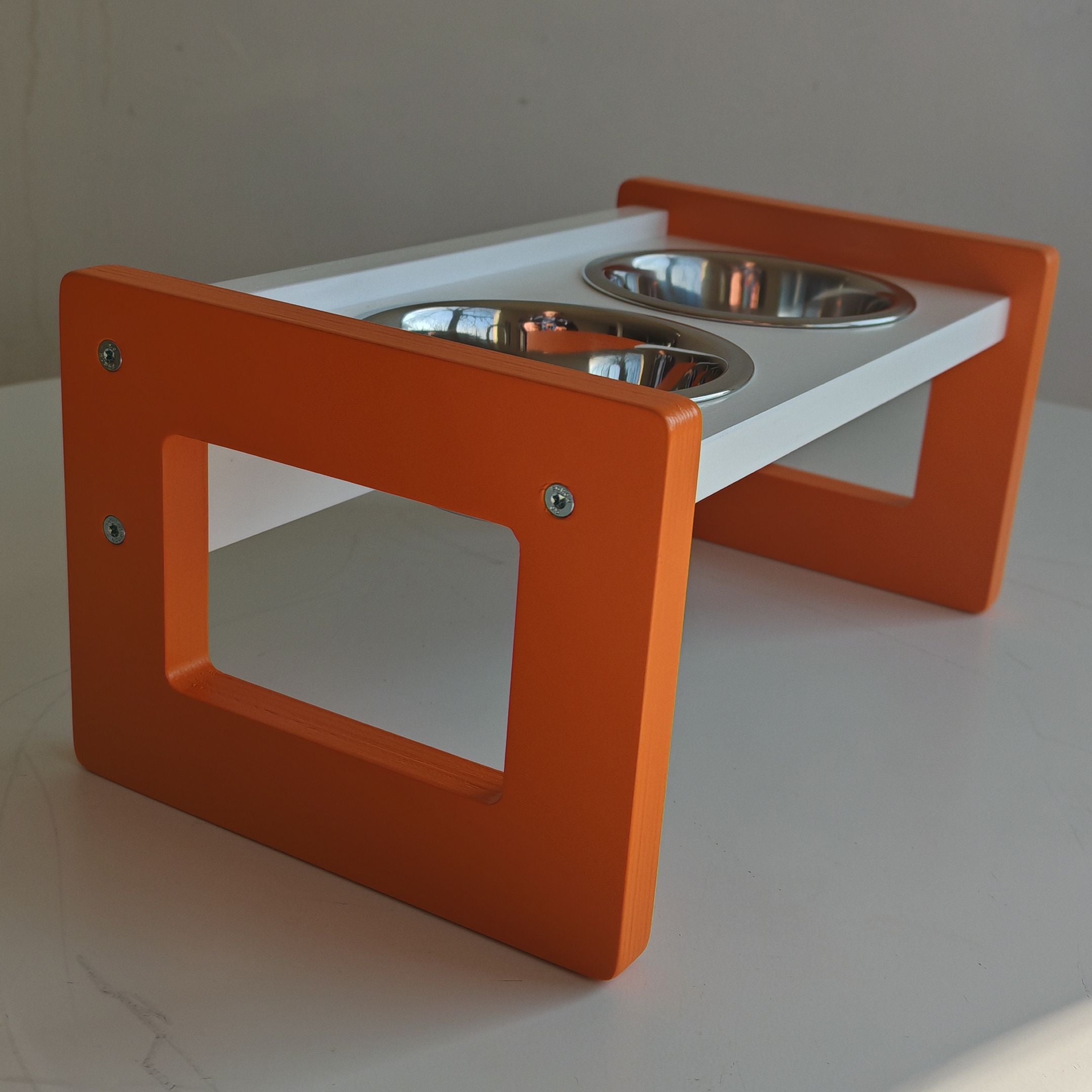 Cat Floor Feeder - Floory Brunch - Scratchy Things Premium Pet Furniture