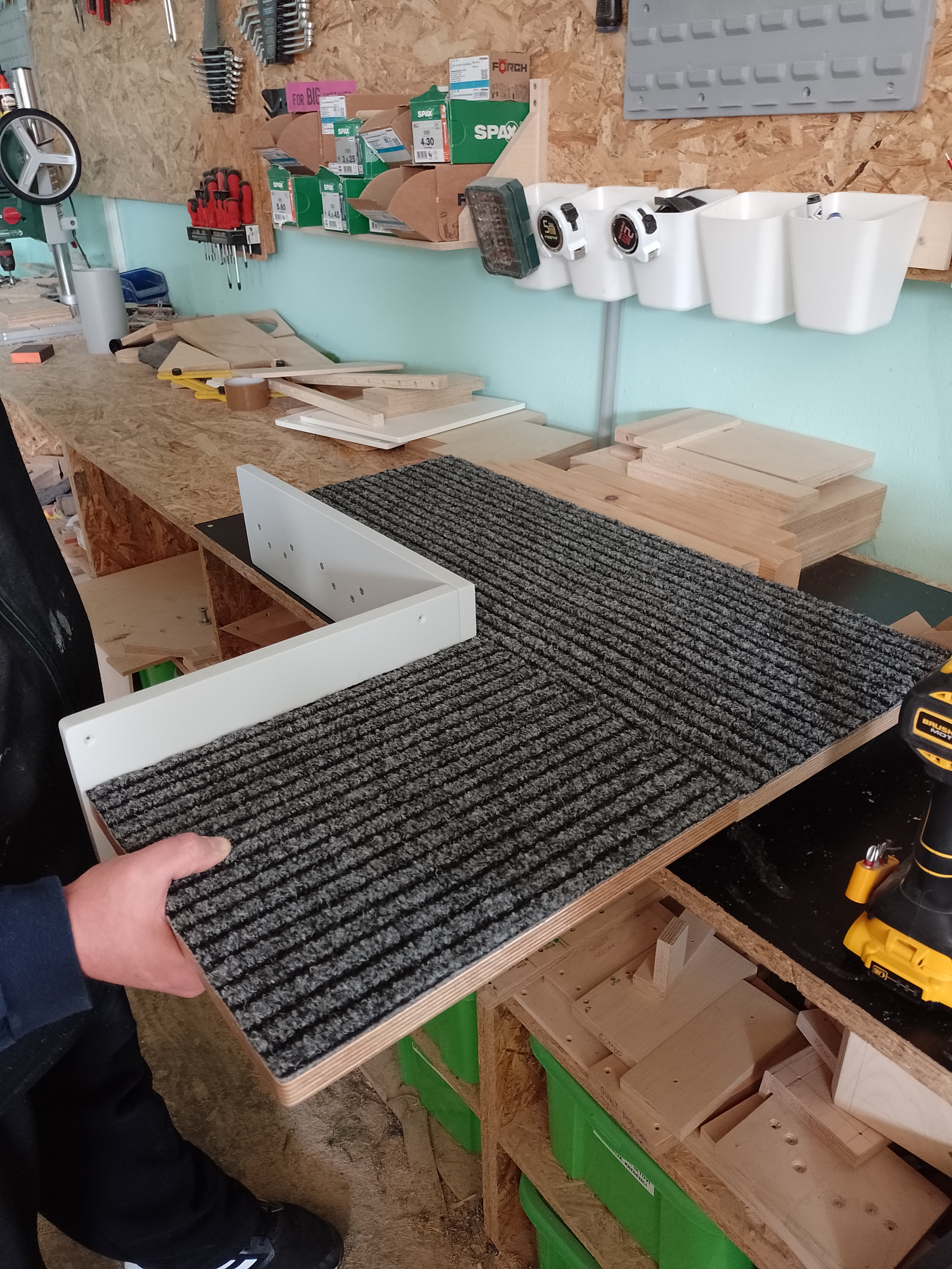 Big Cat Wall Shelf Corner Bed - Wally Wraparound Cat Shelf - Scratchy Things Premium Pet Furniture