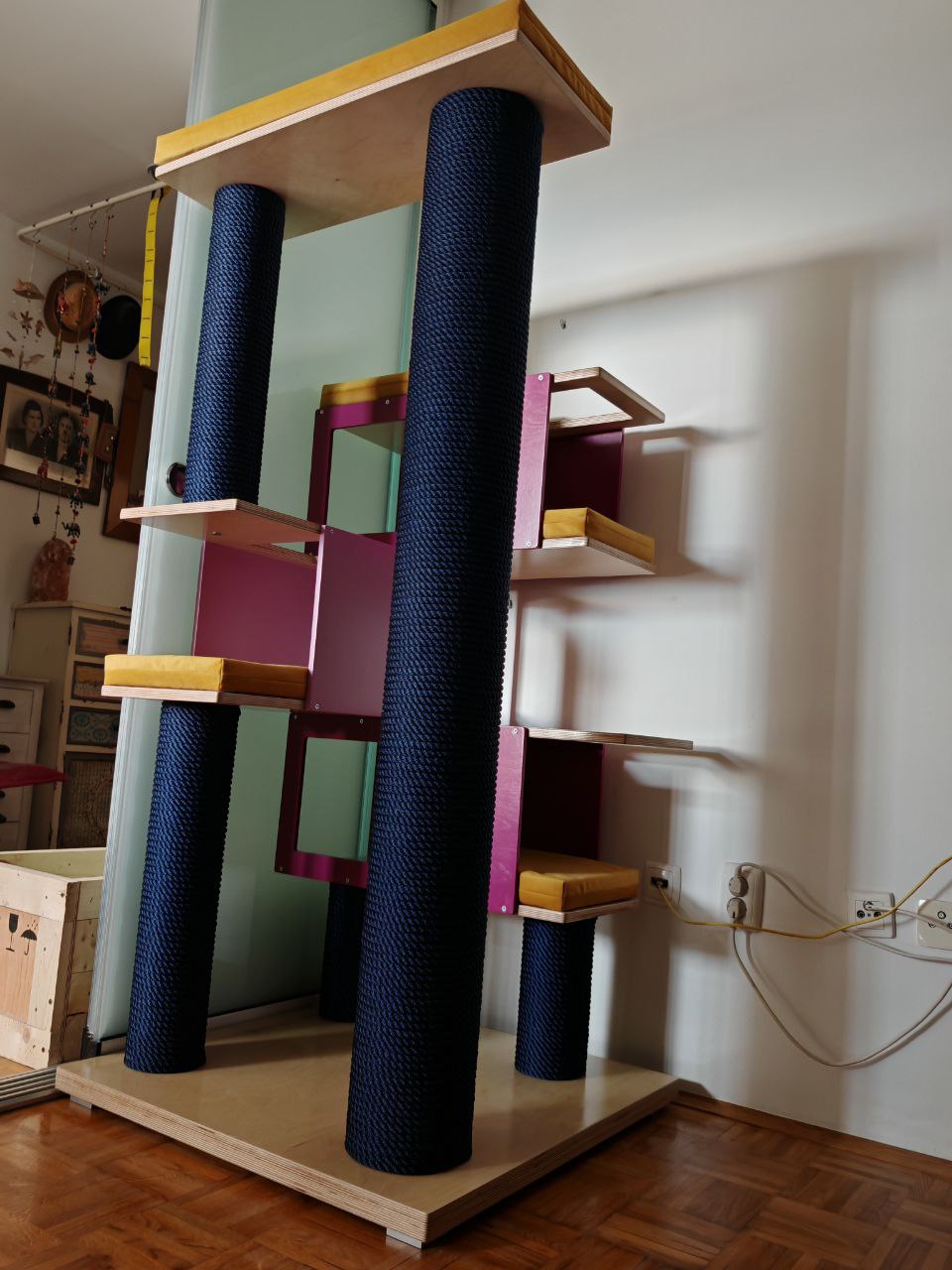 Big Cat Tower Pole Box Bed Shelf - Floory Spire - Scratchy Things Premium Pet Furniture