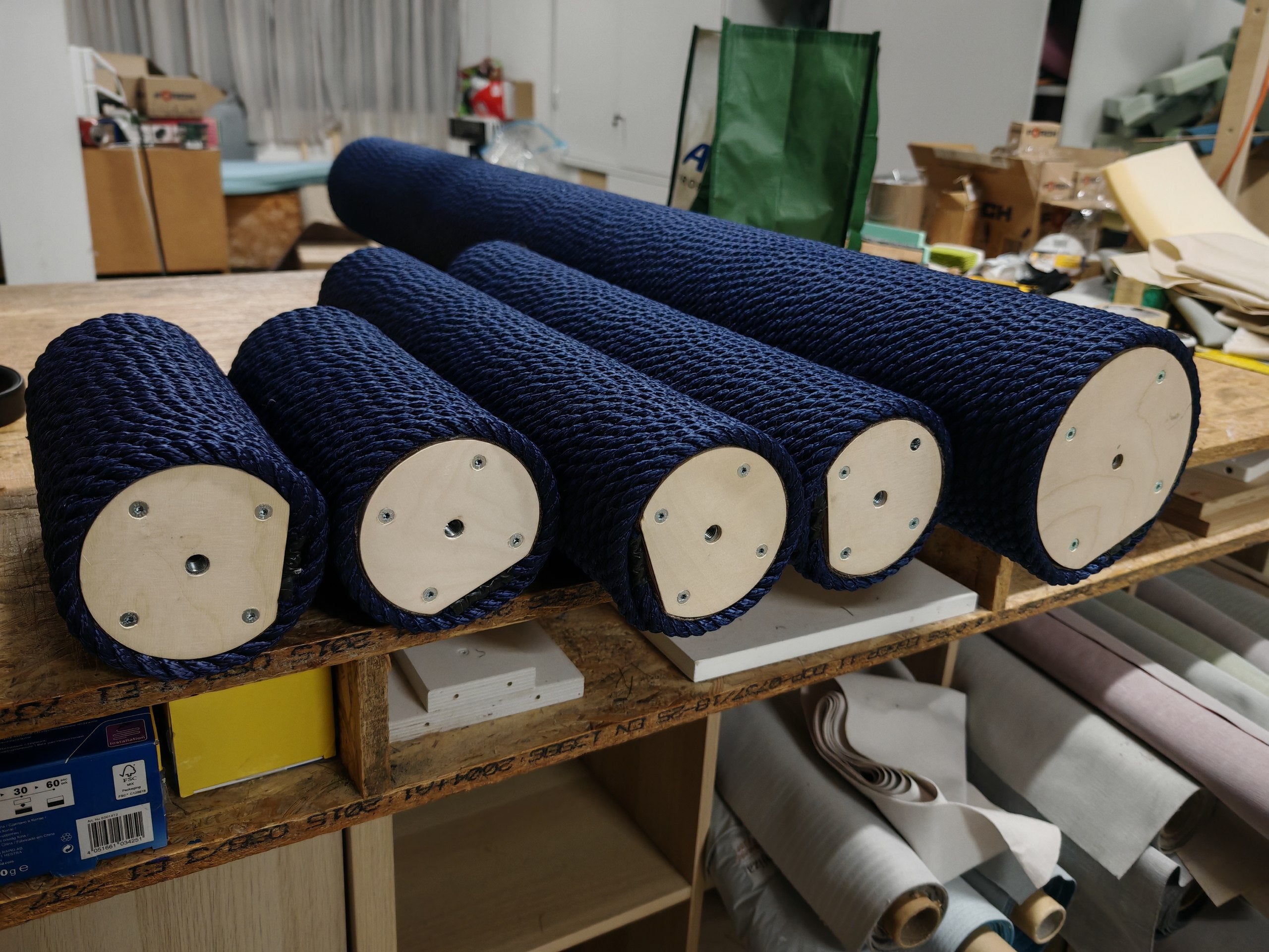 Big Cat Tower Pole Box Bed Shelf - Floory Spire - Scratchy Things Premium Pet Furniture