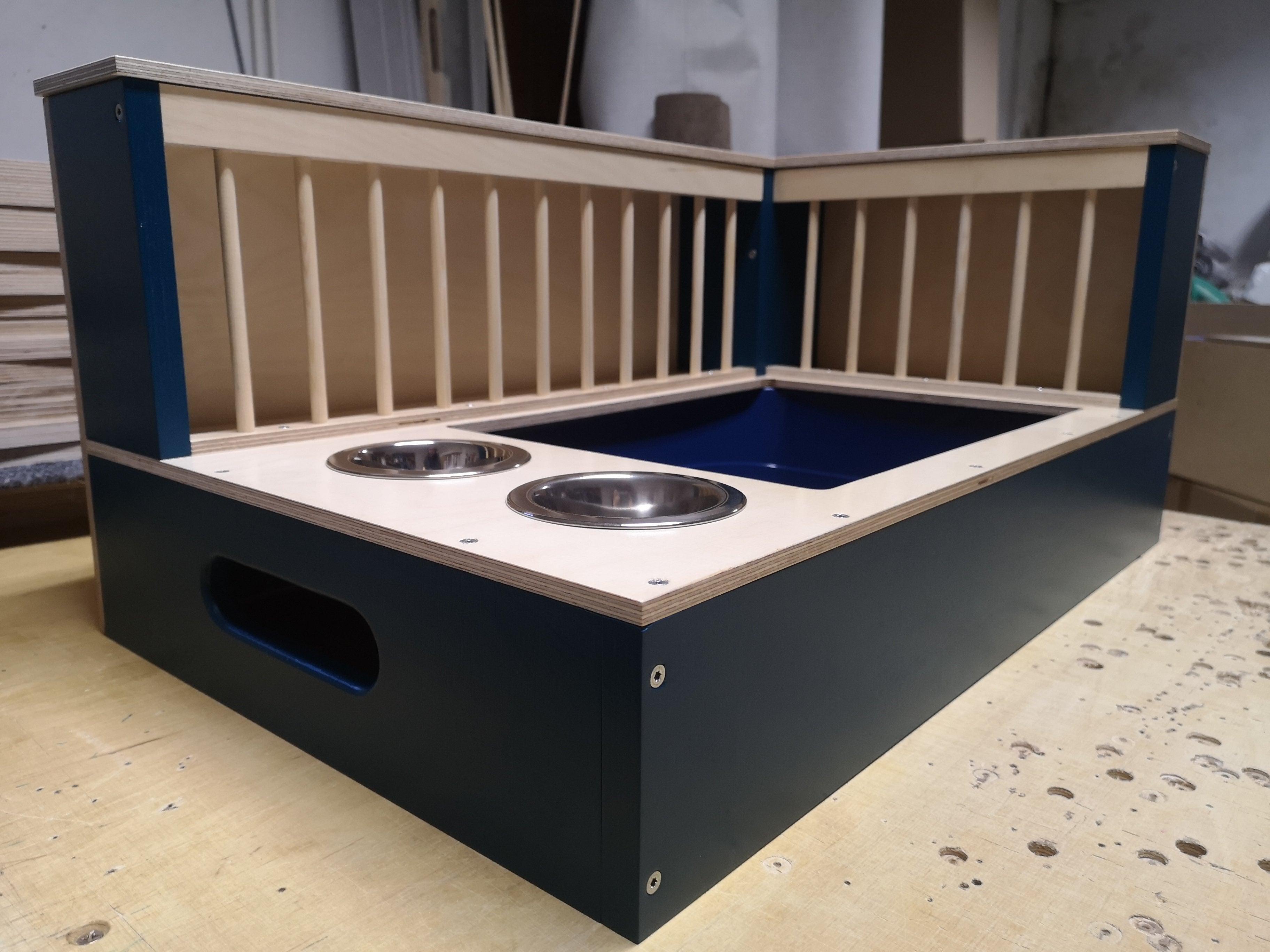 Rabbit Hay Feeder Litter box - Nibbler Combo Corner 3in1 - Scratchy Things Premium Pet Furniture