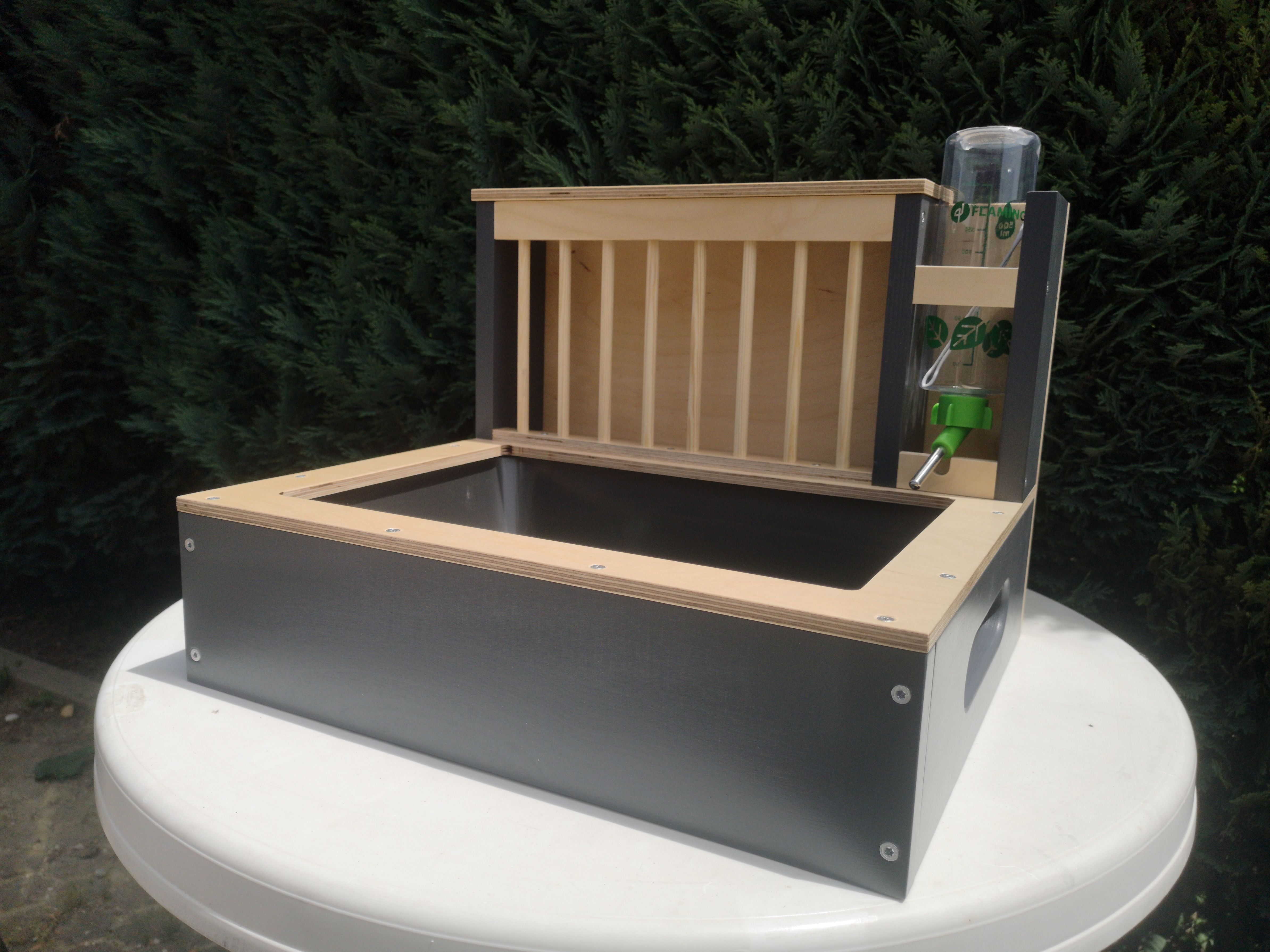 Rabbit Hay Feeder Water Litter box - Nibbler Combo Mini Spectra - Scratchy Things Premium Pet Furniture