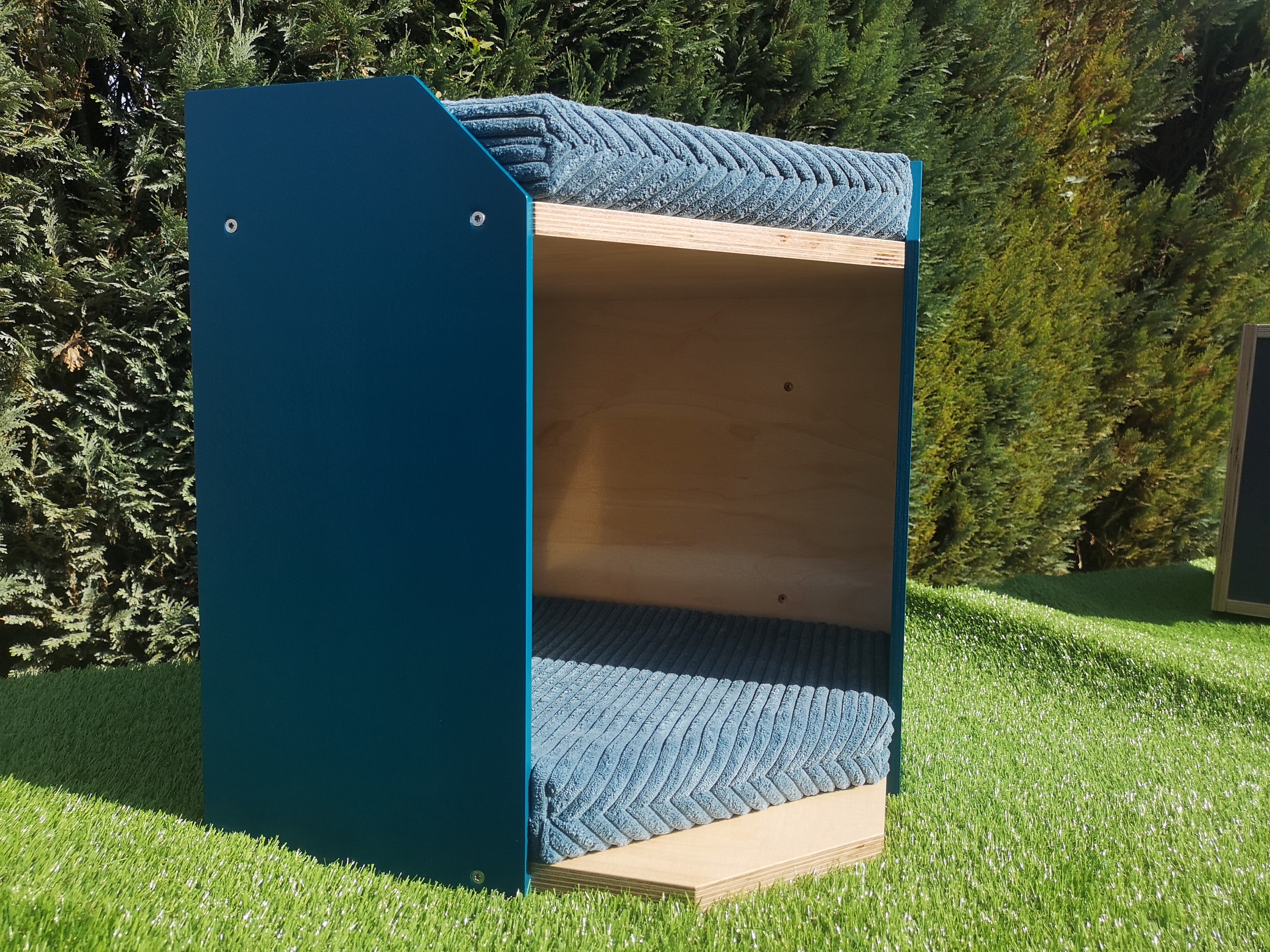 Big Cat Wall Shelf Bed Box - Wally BigCat CornerBox Double Decker - Scratchy Things Premium Pet Furniture