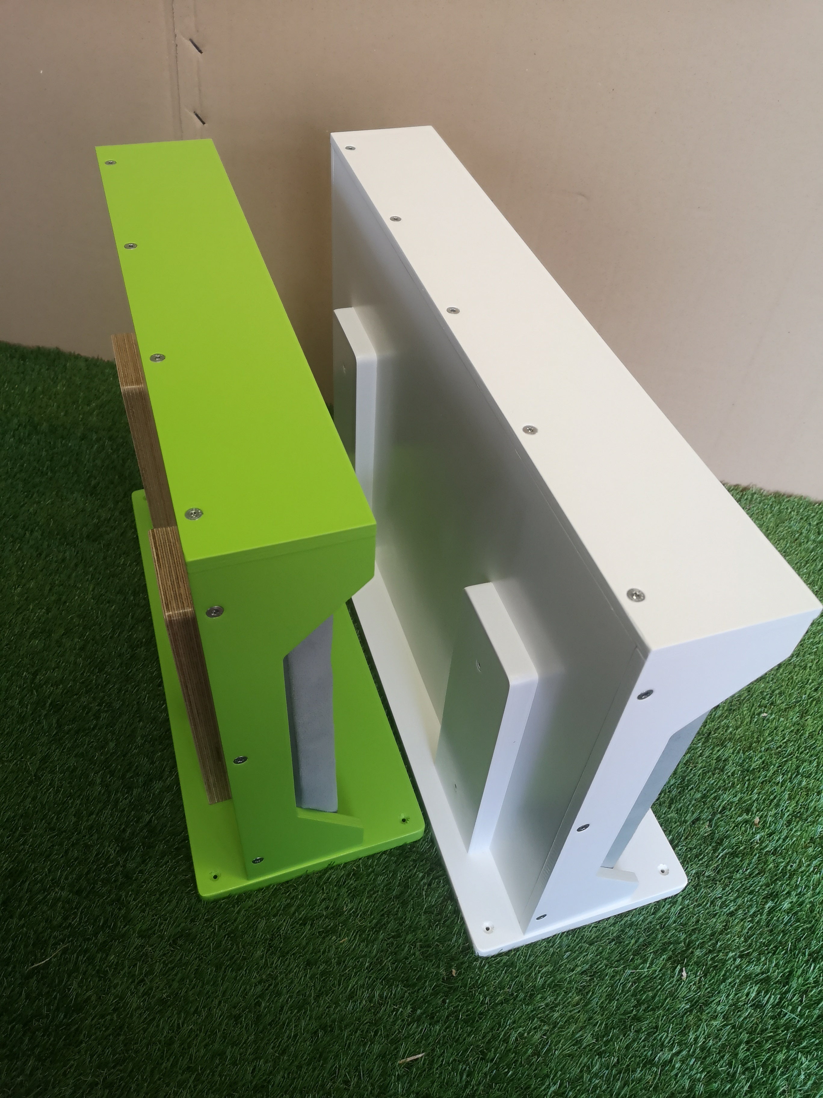 Big Cat Wall Shelf Bed - Wally Giant Flat Plus - Scratchy Things Premium Pet Furniture