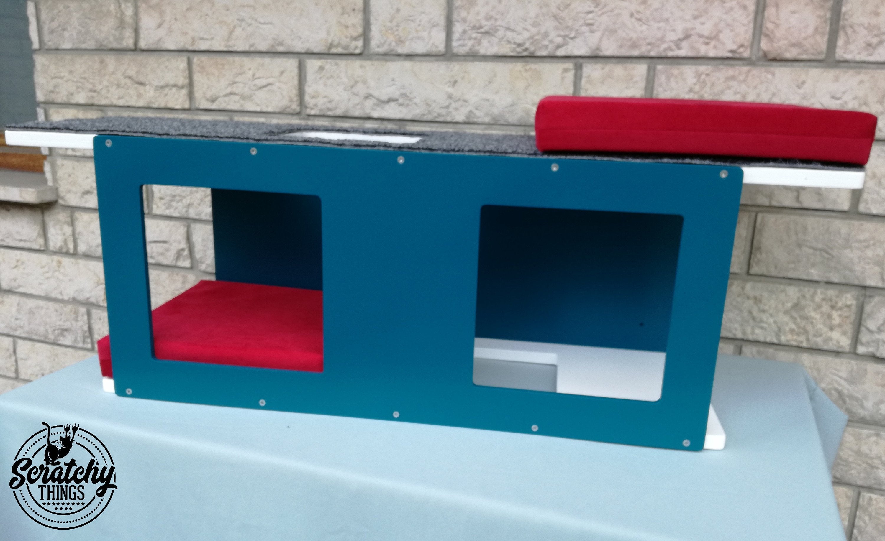 Big Cat Wall Shelf Bed - Wally BigCat Tunnel - Scratchy Things Premium Pet Furniture