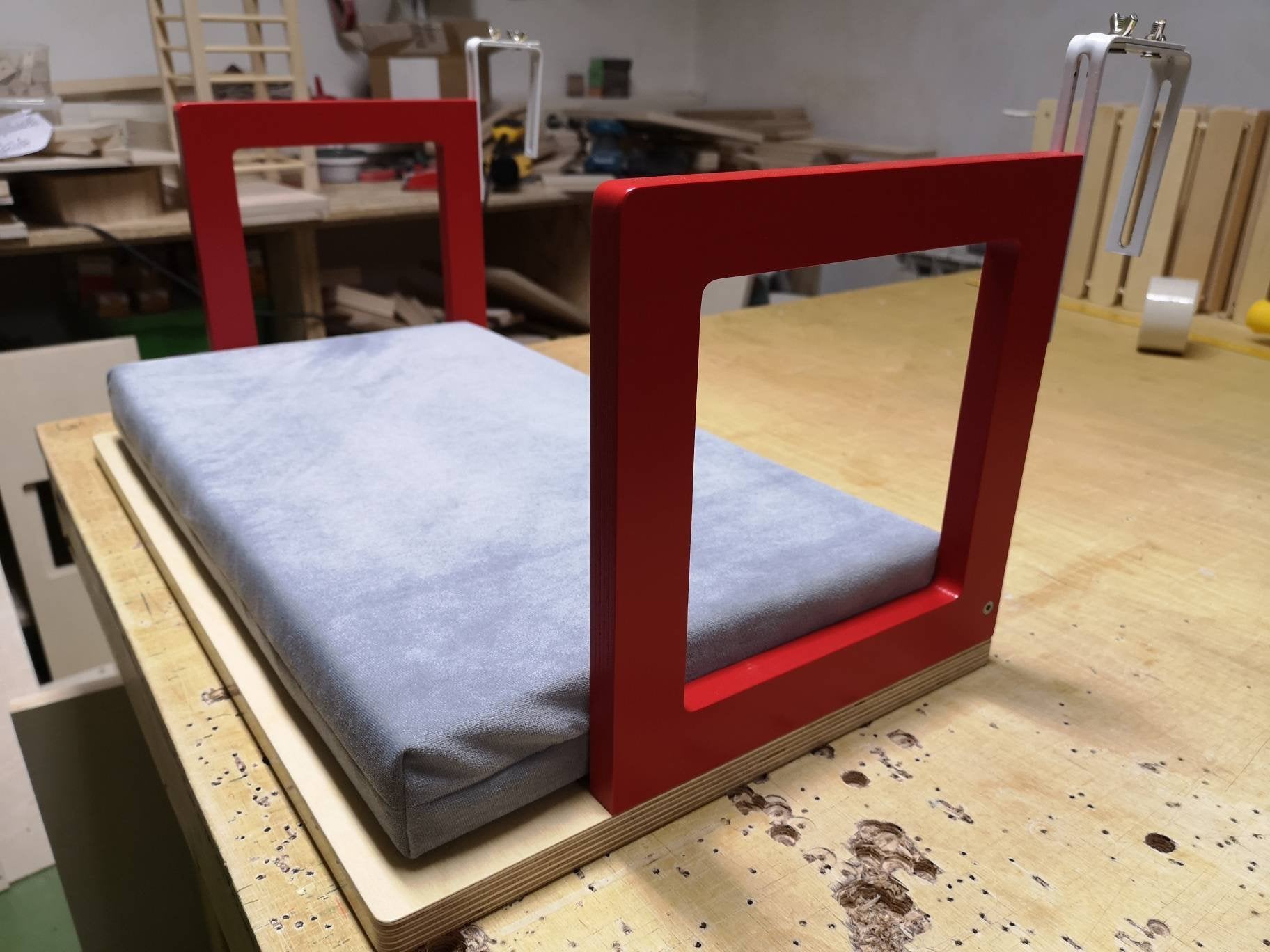 Cat Radiator Bed Hammock - Toasty BigCat Flat - Scratchy Things Premium Pet Furniture