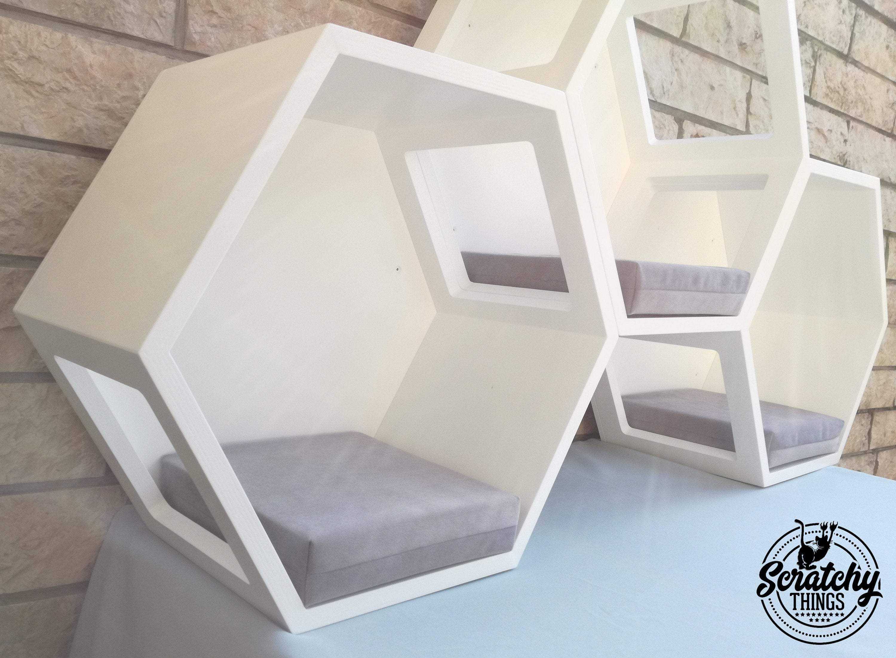 Cat Wall Shelf Hexagonal Bed Bundle - Wally Hex 25 3-pack - Scratchy Things Premium Pet Furniture