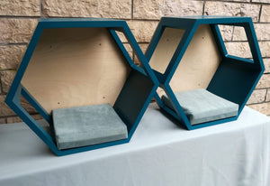 Cat Wall Shelf Hexagonal Bed Bundle - Wally Hex 25 3-pack - Scratchy Things Premium Pet Furniture