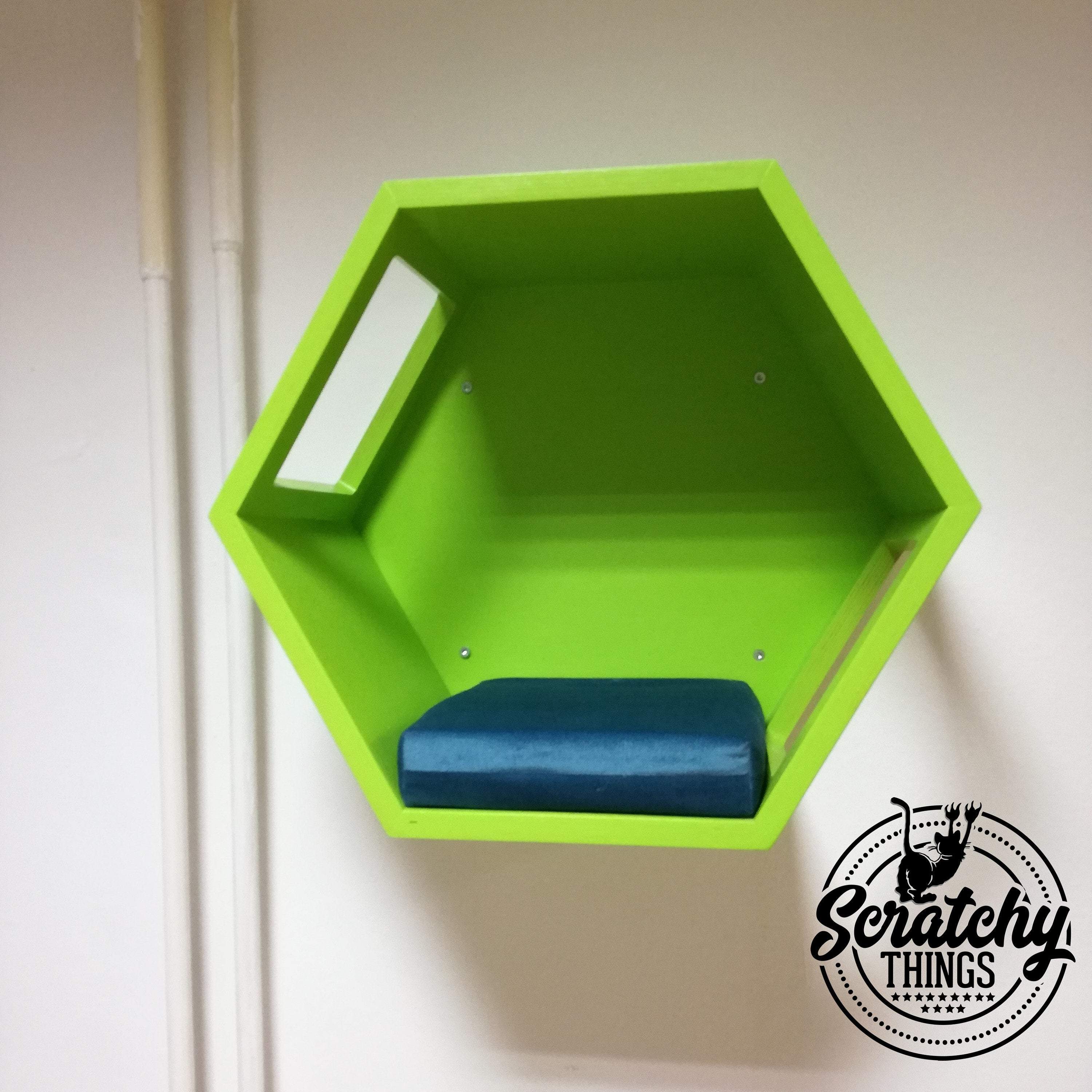 Cat Wall Shelf Hexagonal Bed Bundle - Wally Hex 25 3-pack - Scratchy Things Premium Pet Furniture
