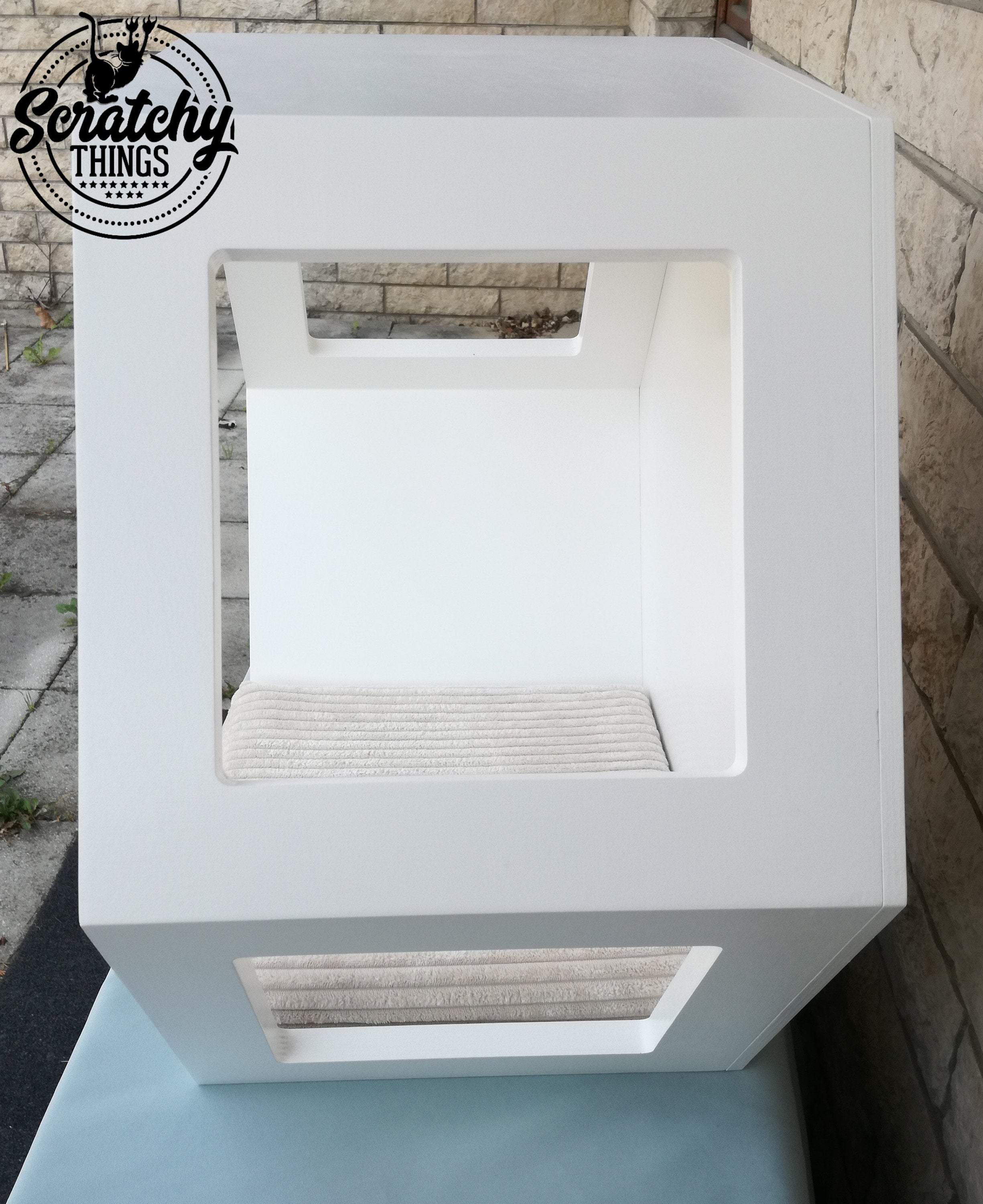 Cat Wall Shelf Hexagonal Bed - Wally Hex 30 - Scratchy Things Premium Pet Furniture