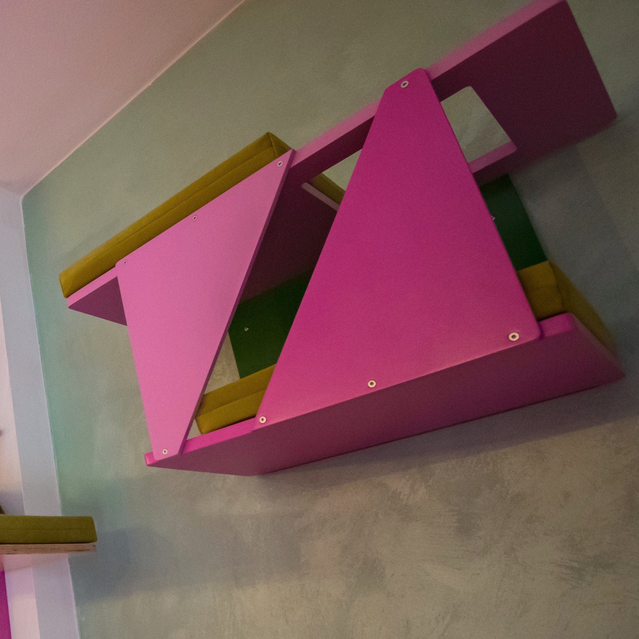 Big Cat Wall Shelf Bed Box - BigCat Sharp Tunnel Mini - Scratchy Things Premium Pet Furniture