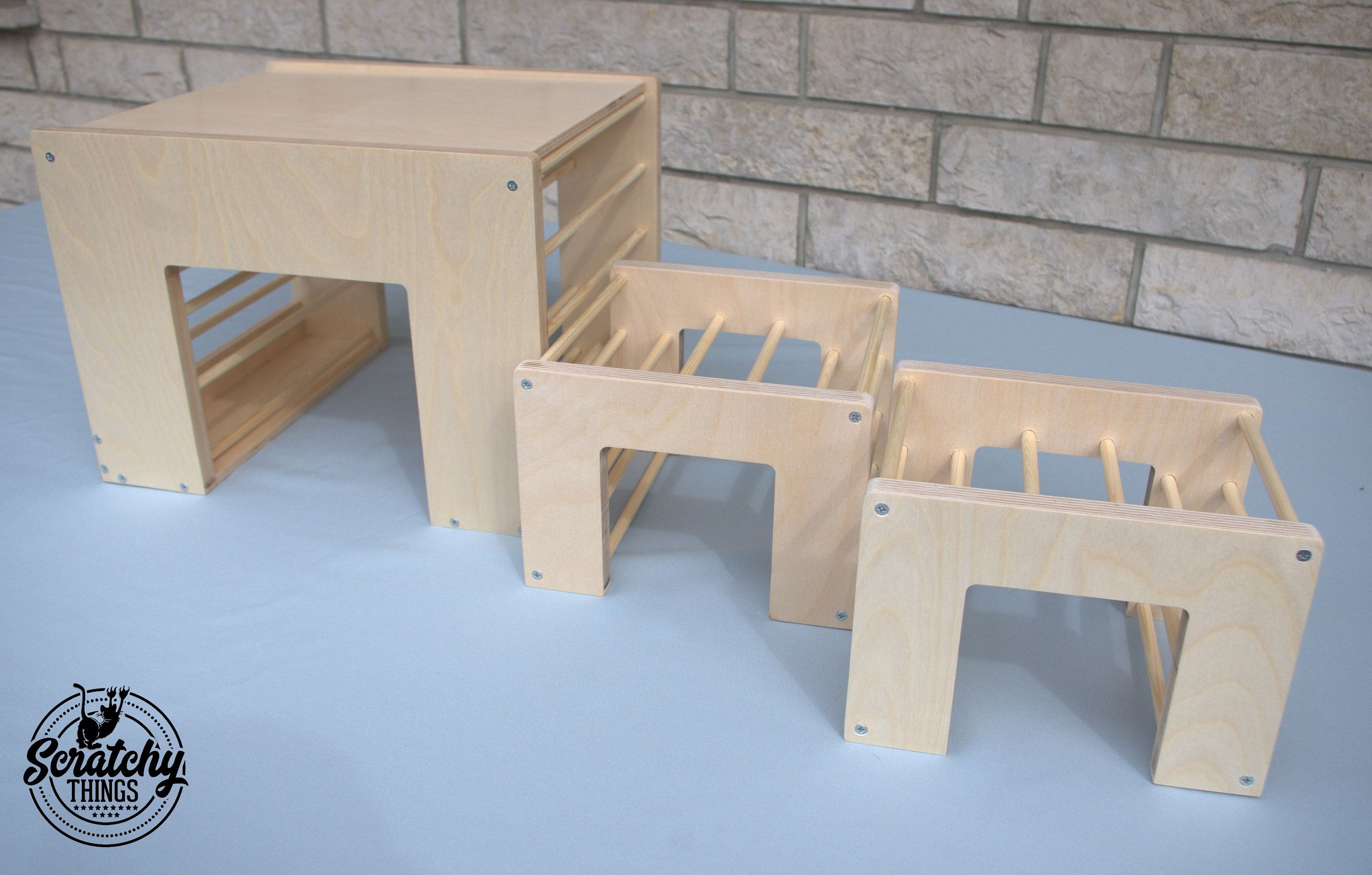 Rabbit Hay Rack Feeder Tunnel - Nibbler HayTunnel - Scratchy Things Premium Pet Furniture